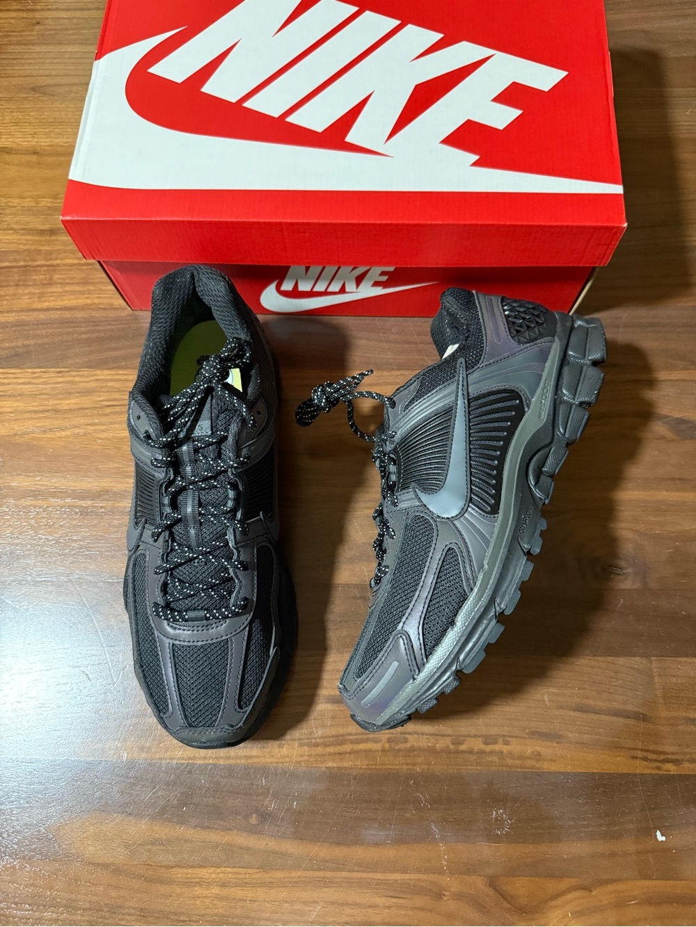Nike Zoom Vomero 5 SE “Black Reflective” (IM6597-001) Sneakers Men’s Size 11.5